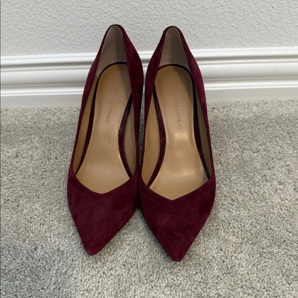 Banana Republic Shoes - Banana Republic Women's Dark Red Heels